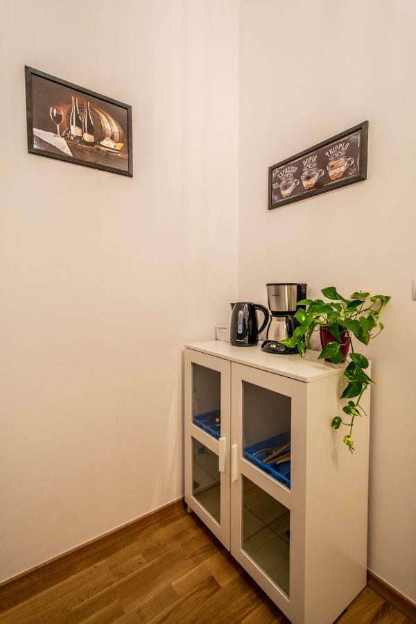 Design 3Bdr Apartment In Residence, Free Parking Prague Luaran gambar