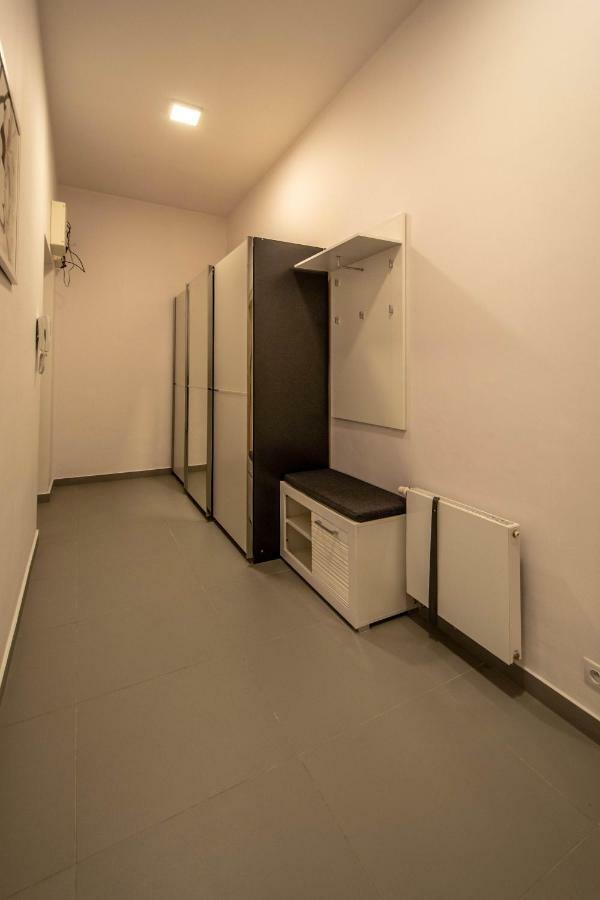 Design 3Bdr Apartment In Residence, Free Parking Prague Luaran gambar